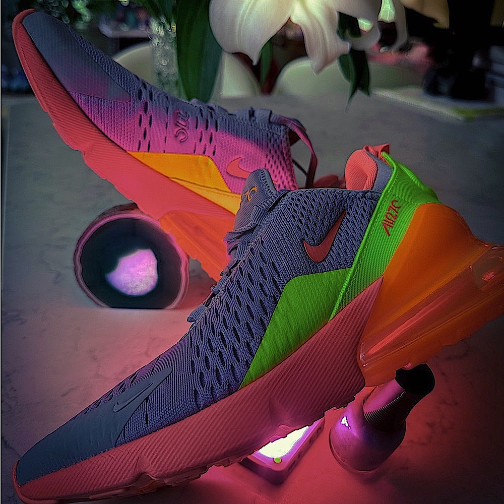 Women's Nike Air Max 270 Sz 7